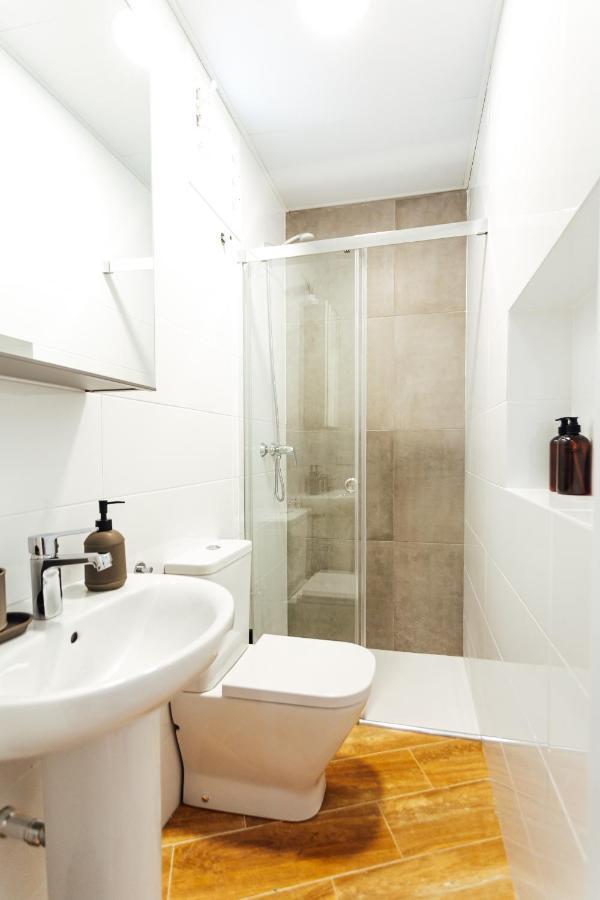 Alohamundi Peral Apartment Севиля Екстериор снимка