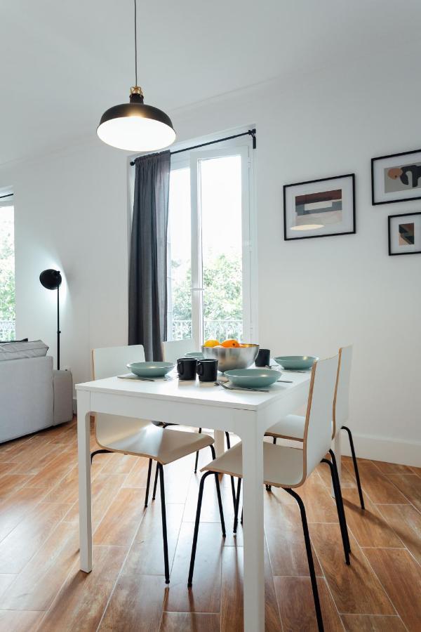 Alohamundi Peral Apartment Севиля Екстериор снимка